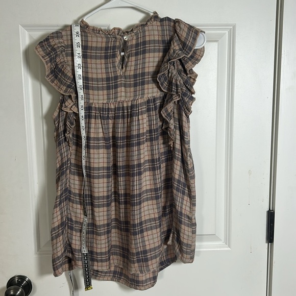 BeachLunchLounge Lori Flutter Sleeve Plaid Top size XS tan black - Picture 6 of 9